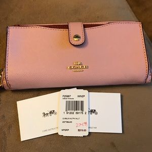 Brand new Coach Wallet